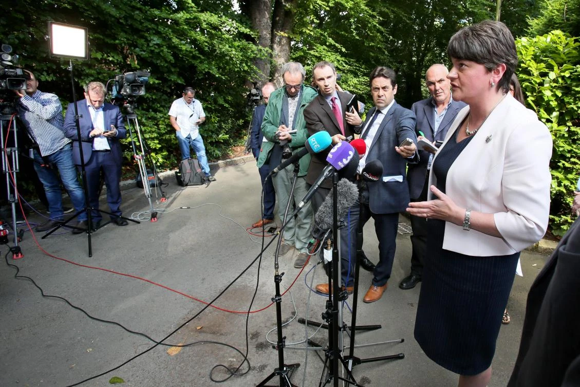 UK opponents of Brexit mull new centrist political party