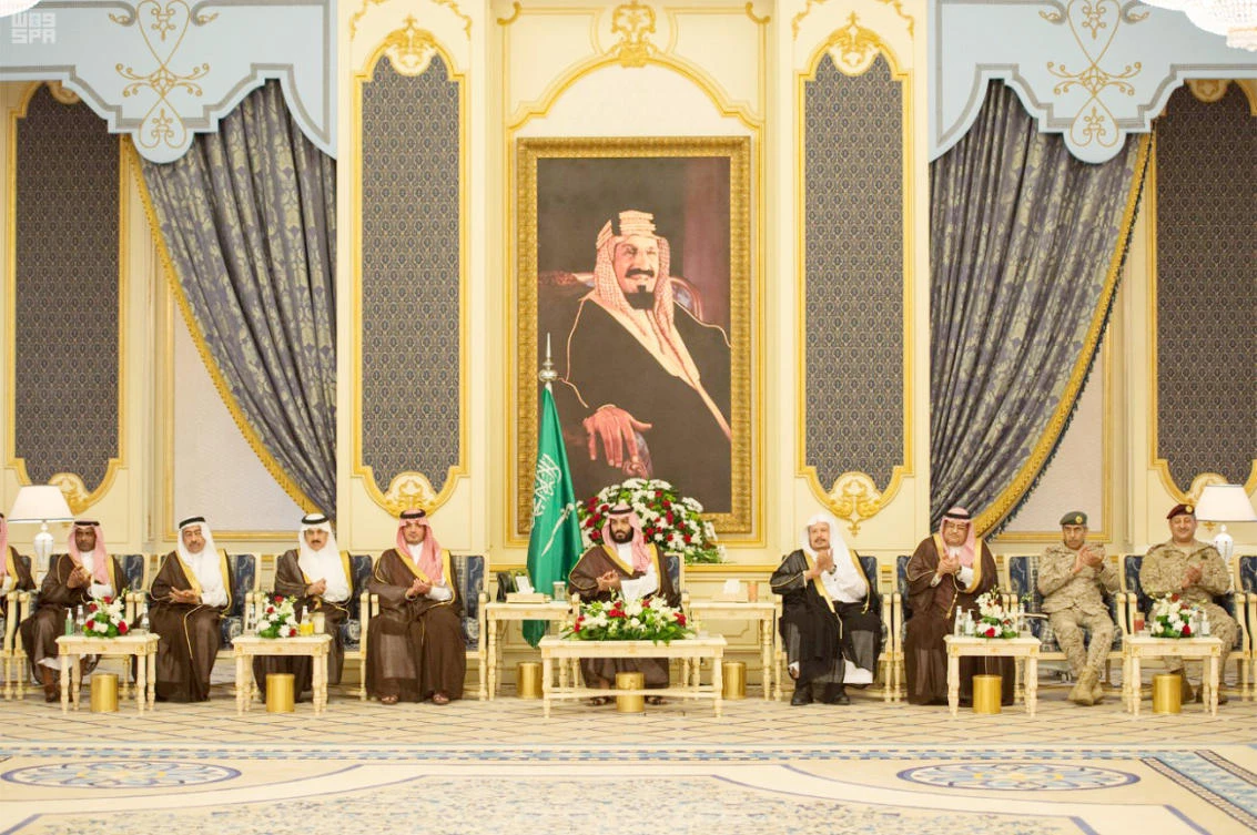 Crown Prince Mohammed bin Salman meets with members of the Yemeni House of Representatives at Al-Salam Palace in Jeddah on Tuesday. (SPA)