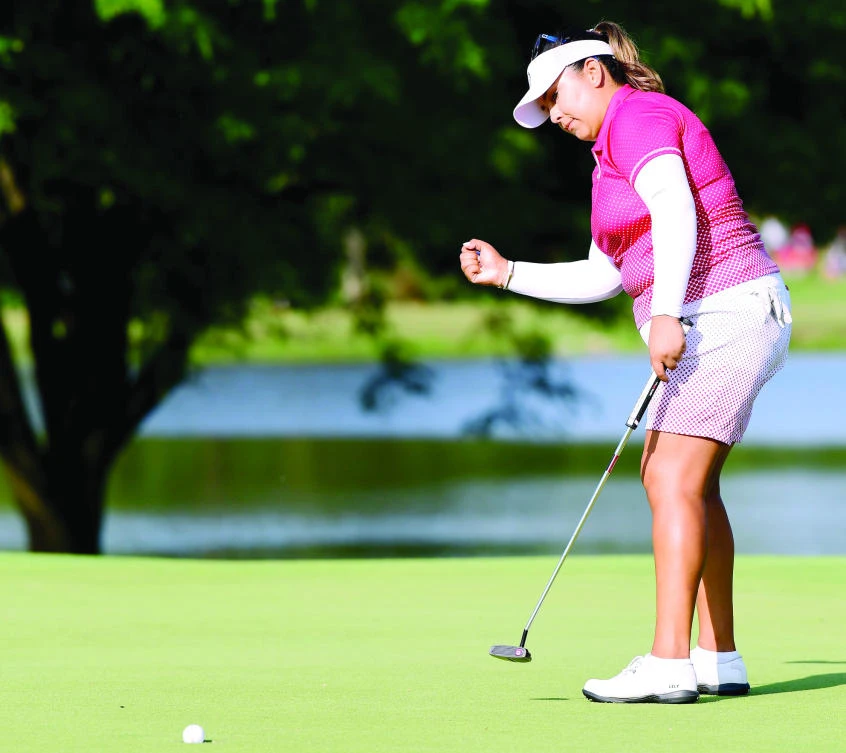 Lizette Salas of Team USA celebrates her putt to win the match 6 and 5 on the 13th hole during the afternoon fourball matches of the Solheim Cup at the Des Moines Golf and Country Club on Friday in West Des Moines, Iowa. (AFP)