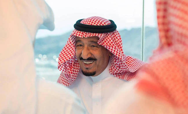 King Salman at Mina. 370 out of 1,300 pilgrims of the Guests of King Salman for Hajj and Umrah Program have arrived in Makkah (SPA)