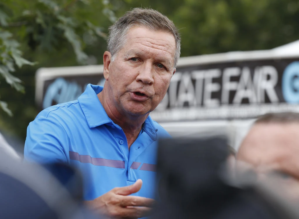 Republican Kasich, Democrat Hickenlooper mull joint White House run -media
