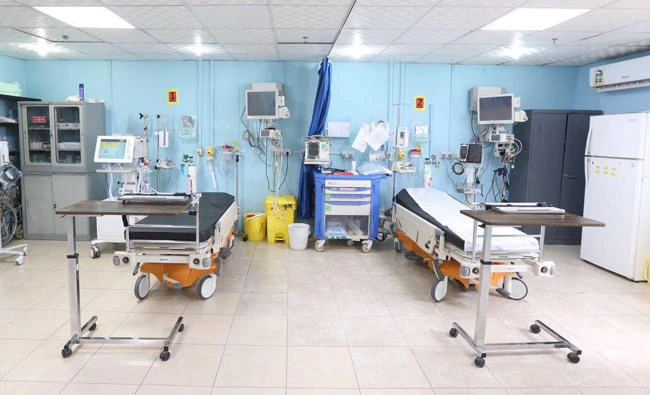 The ministry’s Save a Life program provides pilgrims with free specialized medical services, including open heart surgery, cardiac catheterization, kidney dialysis, gastrointestinal endoscopy and birth delivery. (SPA)
