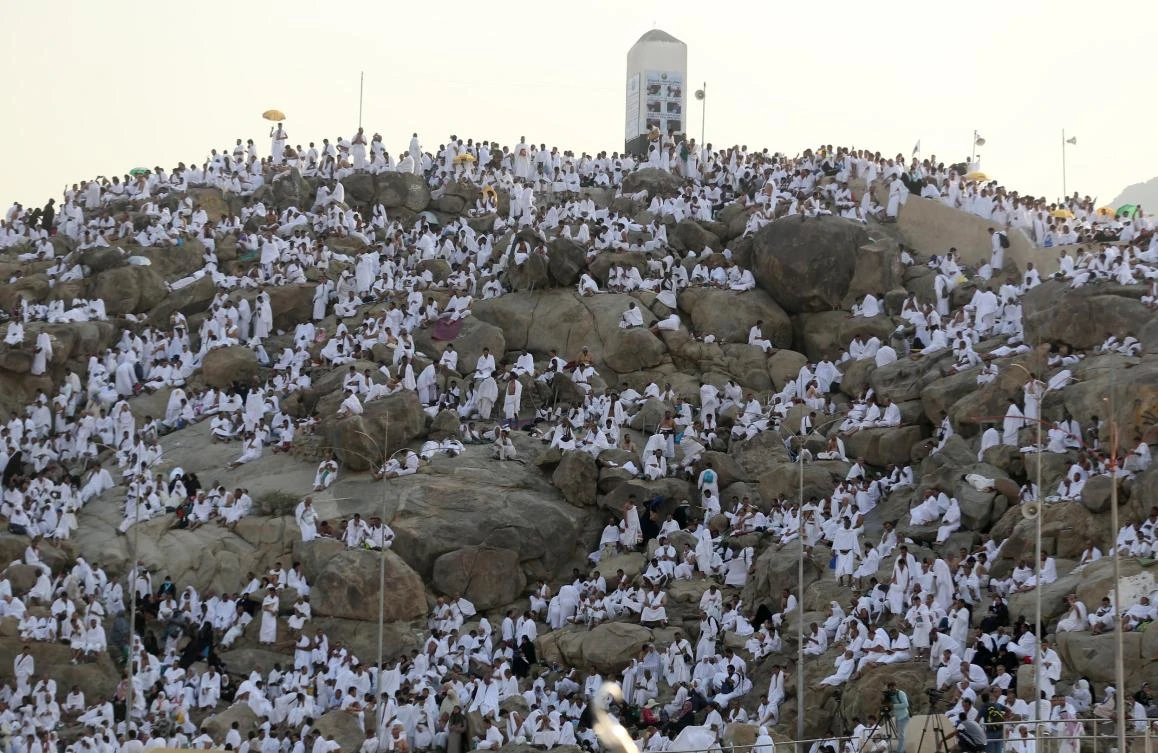 Kingdom suspends 8 Umrah service providers over unlicensed accommodation