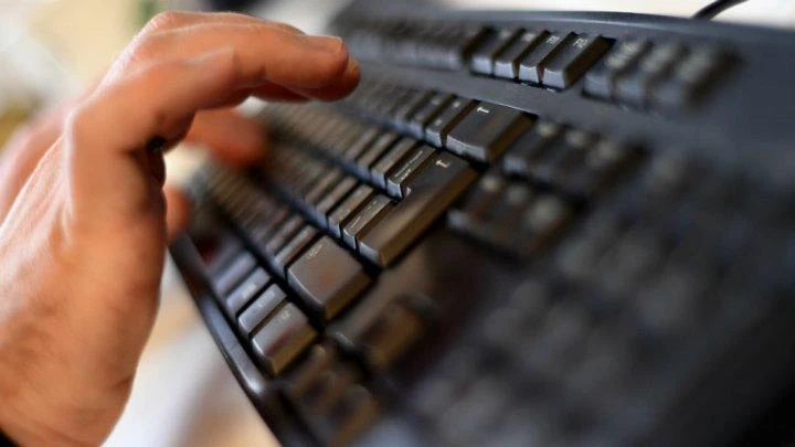 A British man was due in court on Thursday after being extradited from Germany for allegedly launching cyberattacks against two of Britain’s best known high-street banks and attempting to blackmail them. (AFP)