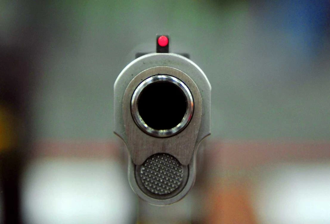 5-year-old US girl picked up dad’s gun, shot self in head: Probers