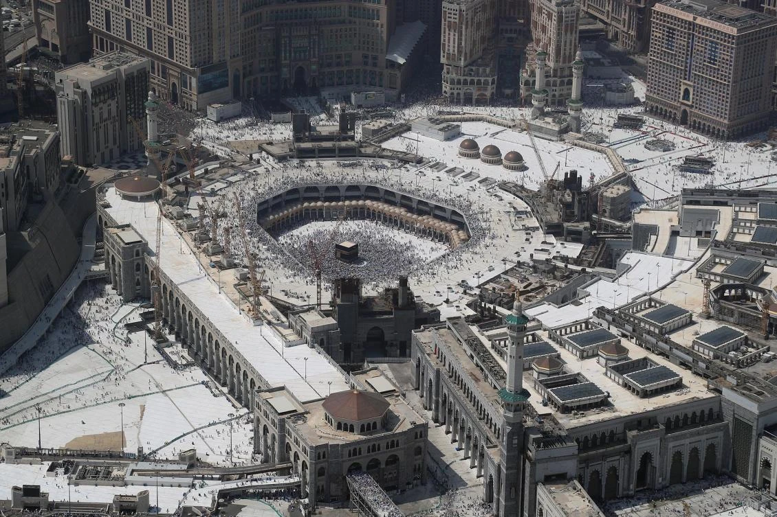 Special aerial footage showing the ‘stoning of Satan’ ritual, holy sites and Grand Mosque.