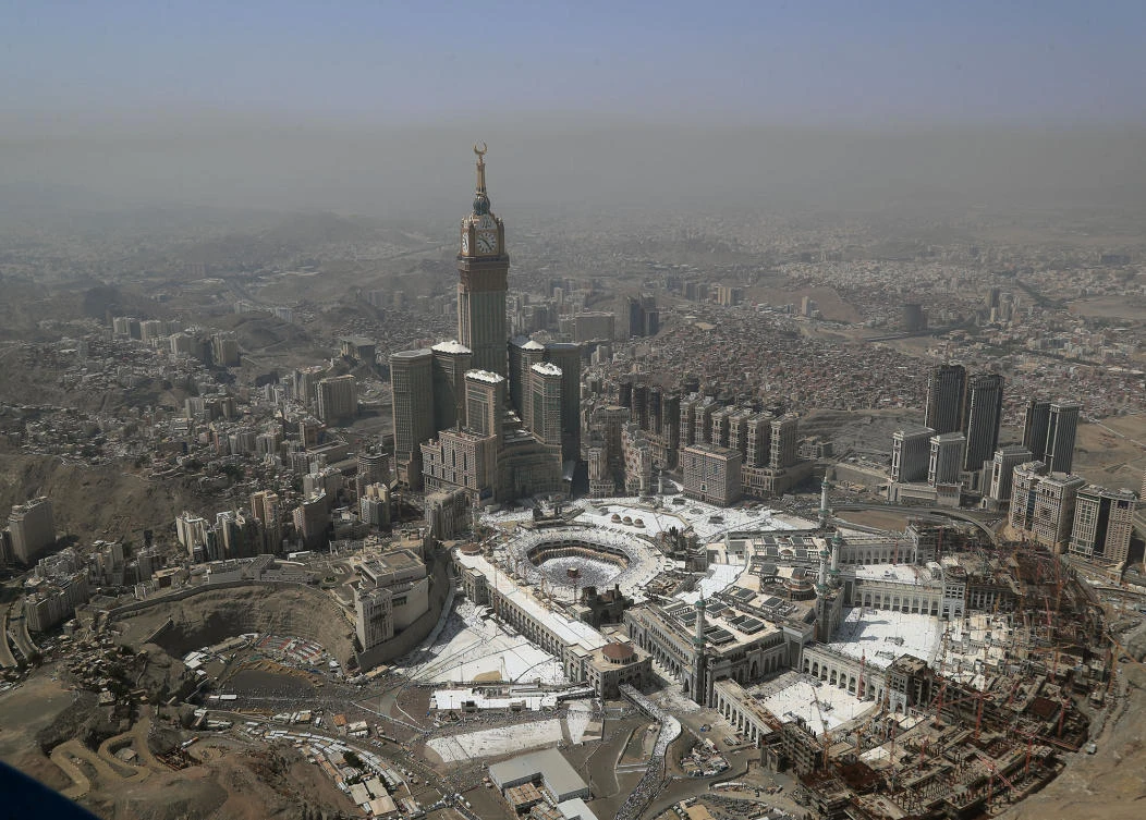 Special aerial footage showing the ‘stoning of Satan’ ritual, holy sites and Grand Mosque.