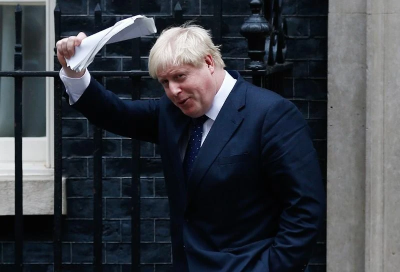 Britain's Foreign Secretary Boris Johnson leaves 10 Downing Street after a cabinet meeting, in London, November 15, 2016. (REUTERS)