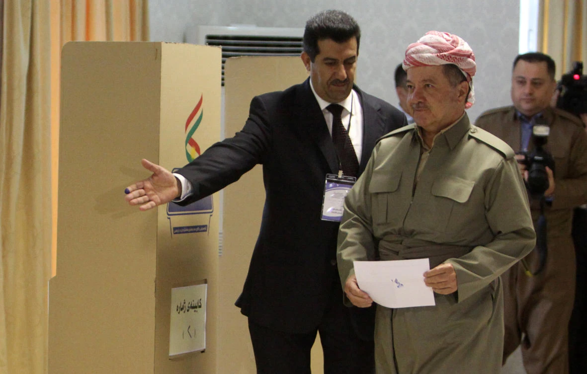 Iraqi Kurdish President Masoud Barzani casts his vote during Kurds independence referendum in Erbil, Iraq on September 25, 2017. (REUTERS)