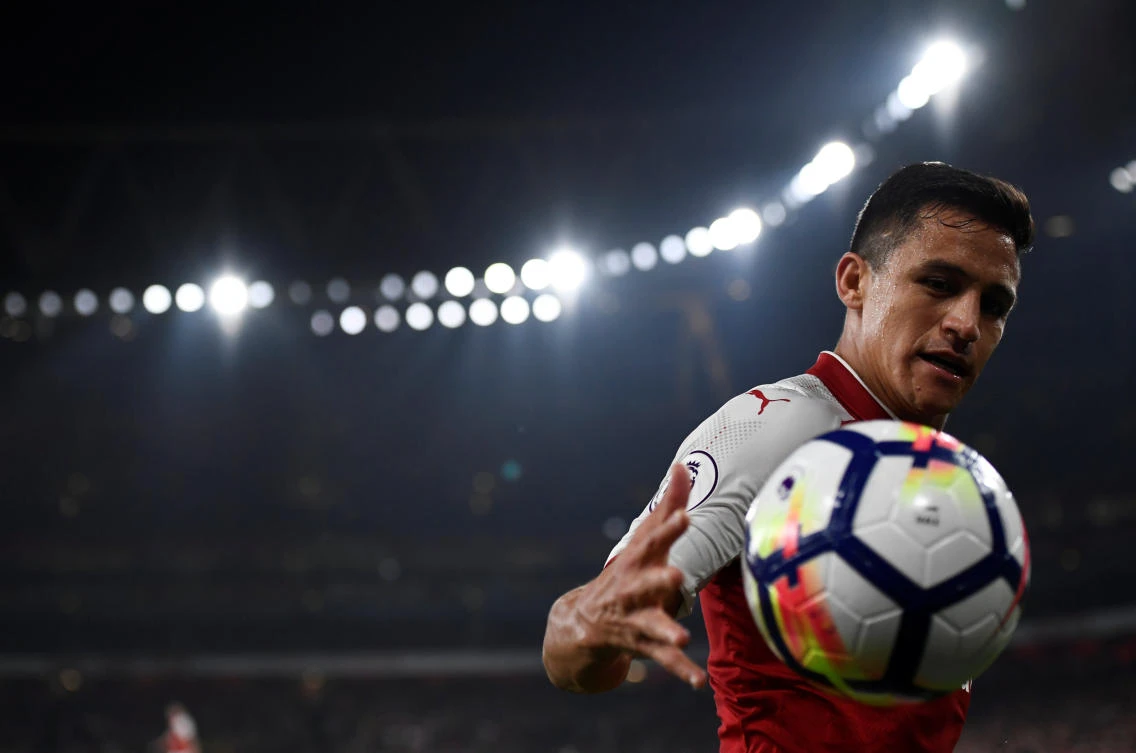 ‘That’s cheating’ — Pulis rounds on Sanchez after Arsenal win