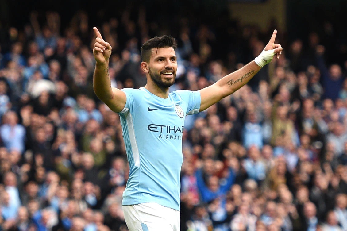 Manchester City’s Argentine striker Sergio Aguero “sustained injuries” in a car crash in the Netherlands and is returning to Britain to be checked ahead of the weekend’s Premier League fixtures, the club said September 29, 2017. (AFP)