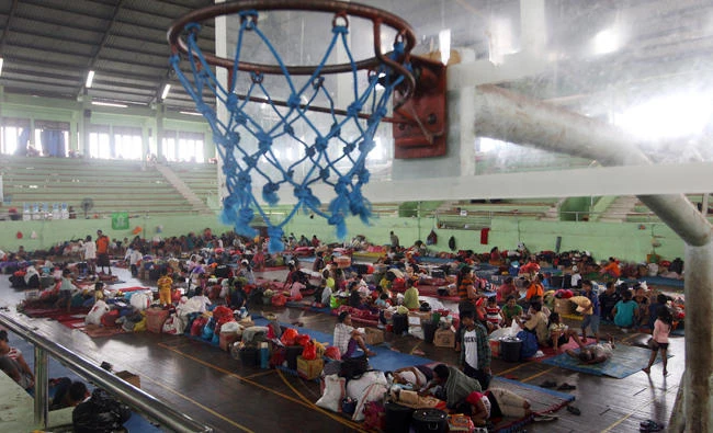 Bali urges many who fled volcano to return home