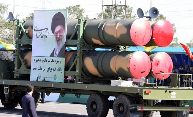An Iranian military truck carries parts of the S-300 air defense missile system during a parade on the occasion of the country's Army Day, on April 18, 2017, in Tehran. (AFP file photo)