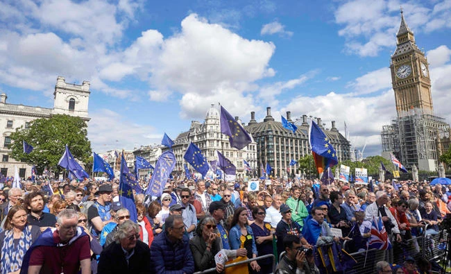 Pro-EU demonstrators rally during the People’s March for Europe against Brexit in central London on Saturday. (AFP)