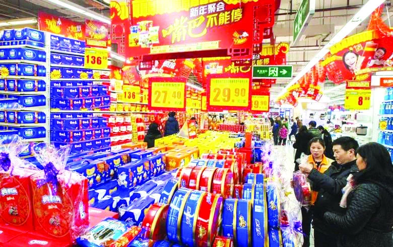 China consumer inflation quickened more than forecast to a seven-month
high in August, amid signs that upstream price gains are trickling
through the economy. (Reuters)