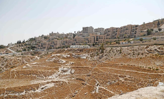 Israel mulls expansion of settlement in east Jerusalem