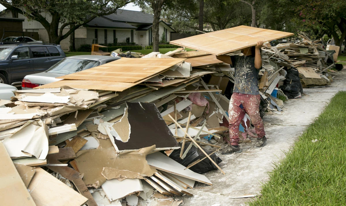 US home rebuilding: A long and costly burden for hurricane victims