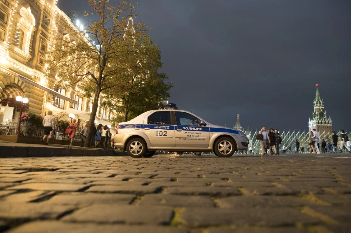 A police car parked in front of the GUM, State Shop, at Red square in Moscow, Russia, on Wednesday, September 13, 2017. (File photo by AP)