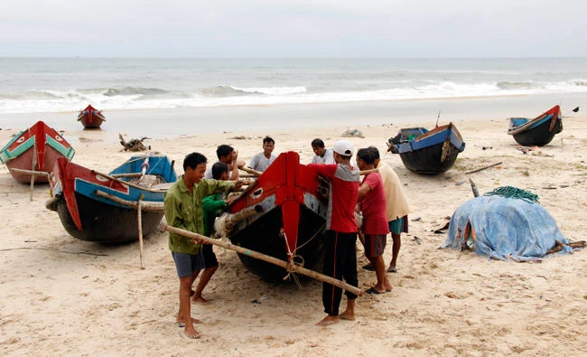 Vietnam braces for 'strongest storm in a decade'