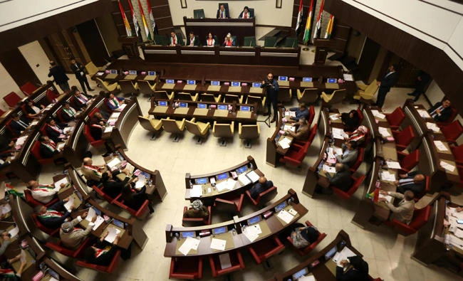 A picture taken on September 15, 2017 shows a general view of Kurdish MPs sitting during a session of Kurdistan's regional parliament in Arbil, the capital of the autonomous Kurdish region of northern Iraq. (AFP / SAFIN HAMED)