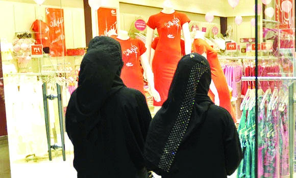 Saudi women enter a shop for women and families only in Jeddah. (AFP file photo)