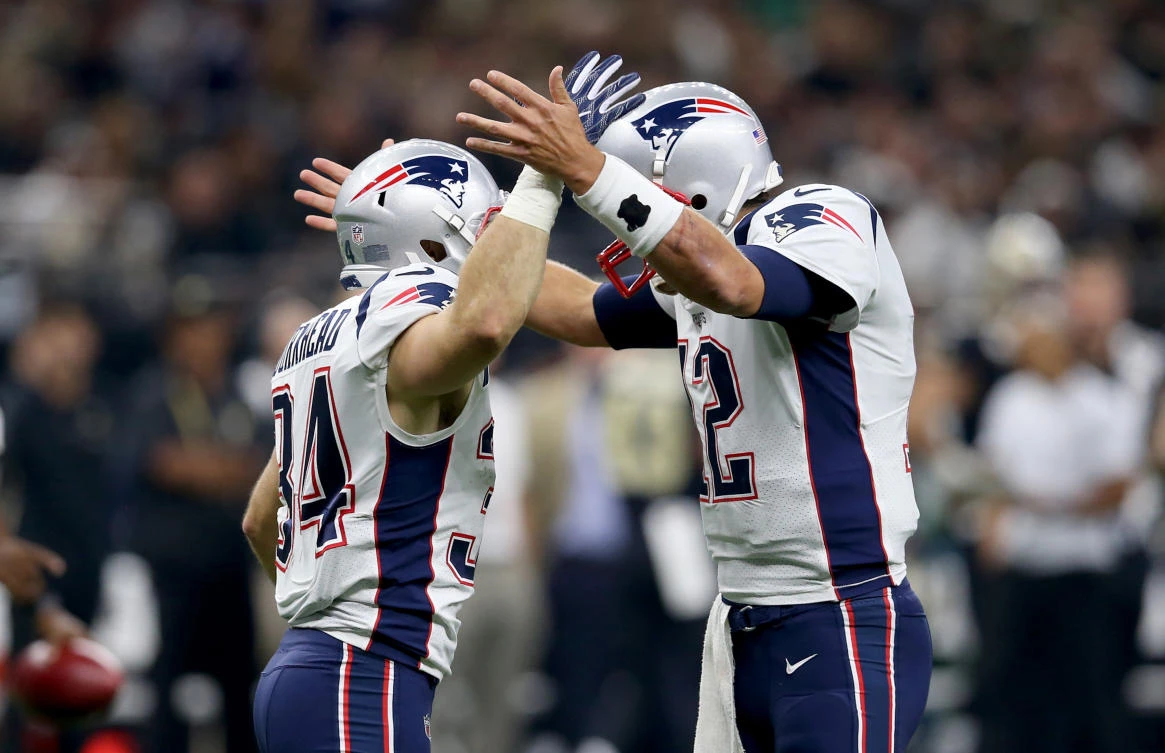 Brady, Pats bounce back, Chiefs and Falcons win