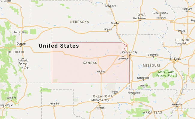 3 dead, 2 injured after shooting in Kansas college town
