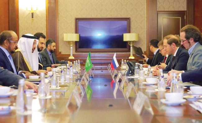 Saudi Minister of Energy, Industry and Mineral Resources Khalid Al-Falih, left center, holds talks with Russian Minister of Industry and Trade Denis Manturov in Moscow on Thursday. (SPA)
