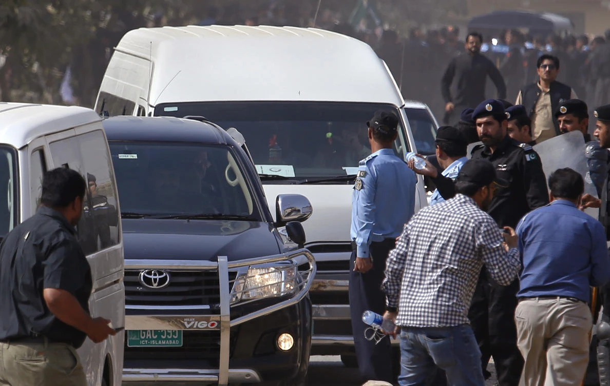 Pakistani anti-corruption body arrests son-in-law of ousted PM Sharif