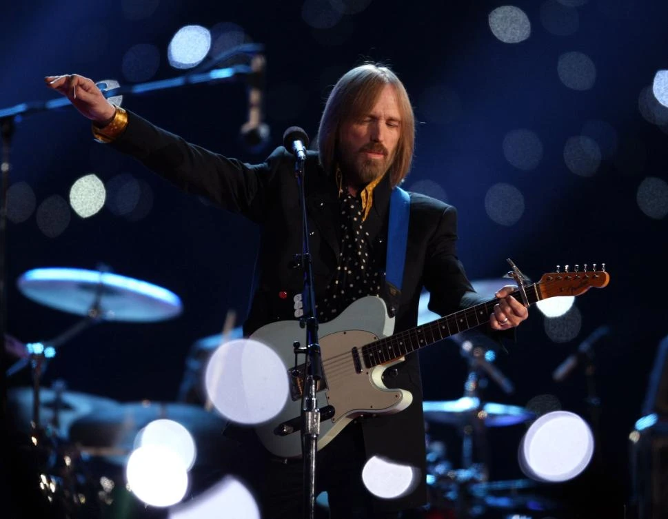 Tom Petty returns near top of chart after death