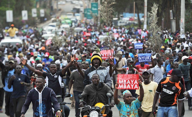Tensions rise in Kenya ahead of polls