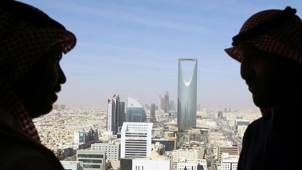 Fitch Ratings expects Saudi GDP growth to further weaken to below 1 percent this year and in 2018, from 3.4 percent in 2015 and 1.4 percent in 2016. (Reuters)