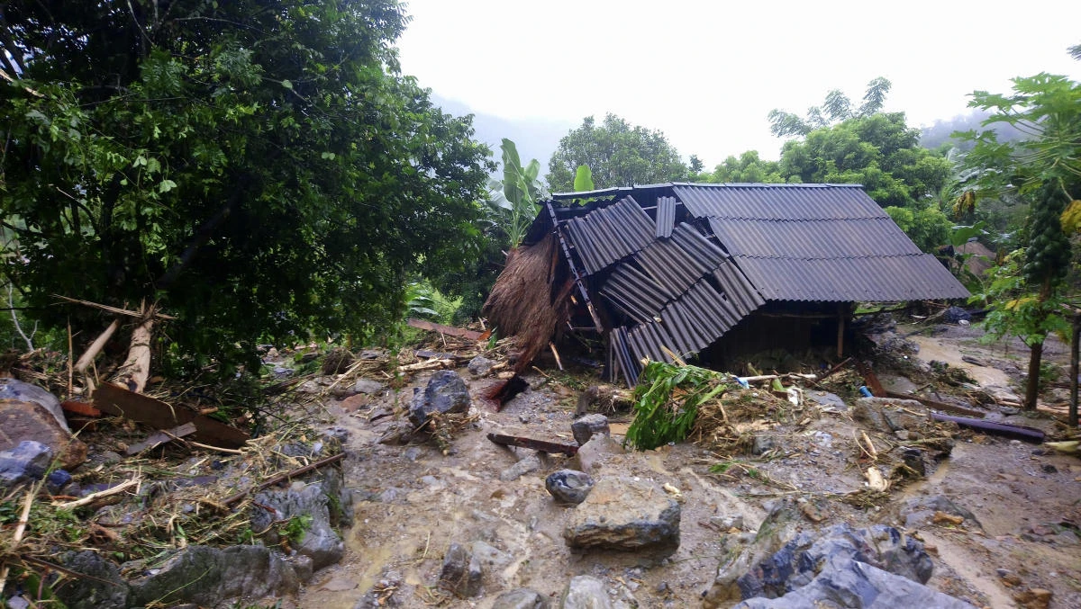 Vietnam flood and landslide toll hits 54