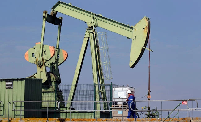 An oil pump jack of Canadian group Vermilion Energy is pictured in Parentis-en-Born, France, in this October 13, 2017 photo. (REUTERS)