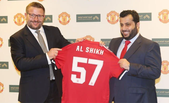 Man United’s group managing director Richard Arnold with Turki Al-Shikh, chairman of the General Sports Authority of Saudi Arabia.