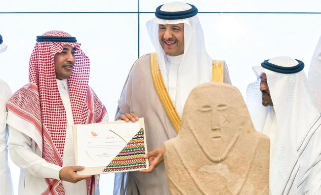 SCTH President Prince Sultan bin Salman launched a campaign for retrieving national artefacts, including media and cultural programs to inform citizens about the importance of returning them to the SCTH. (SPA)