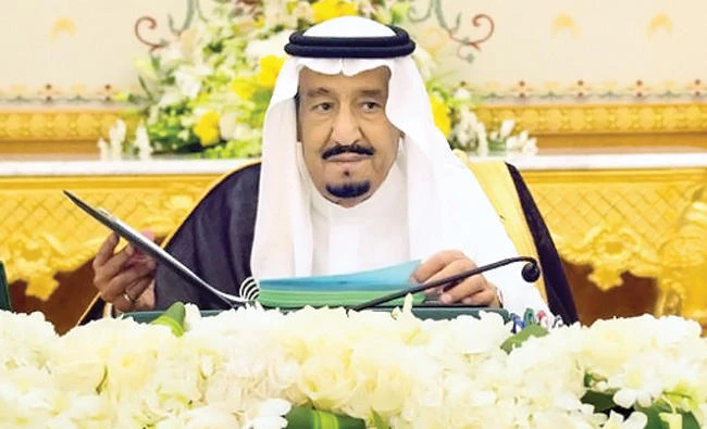King Salman chairs the Cabinet session in Riyadh. (SPA file photo)