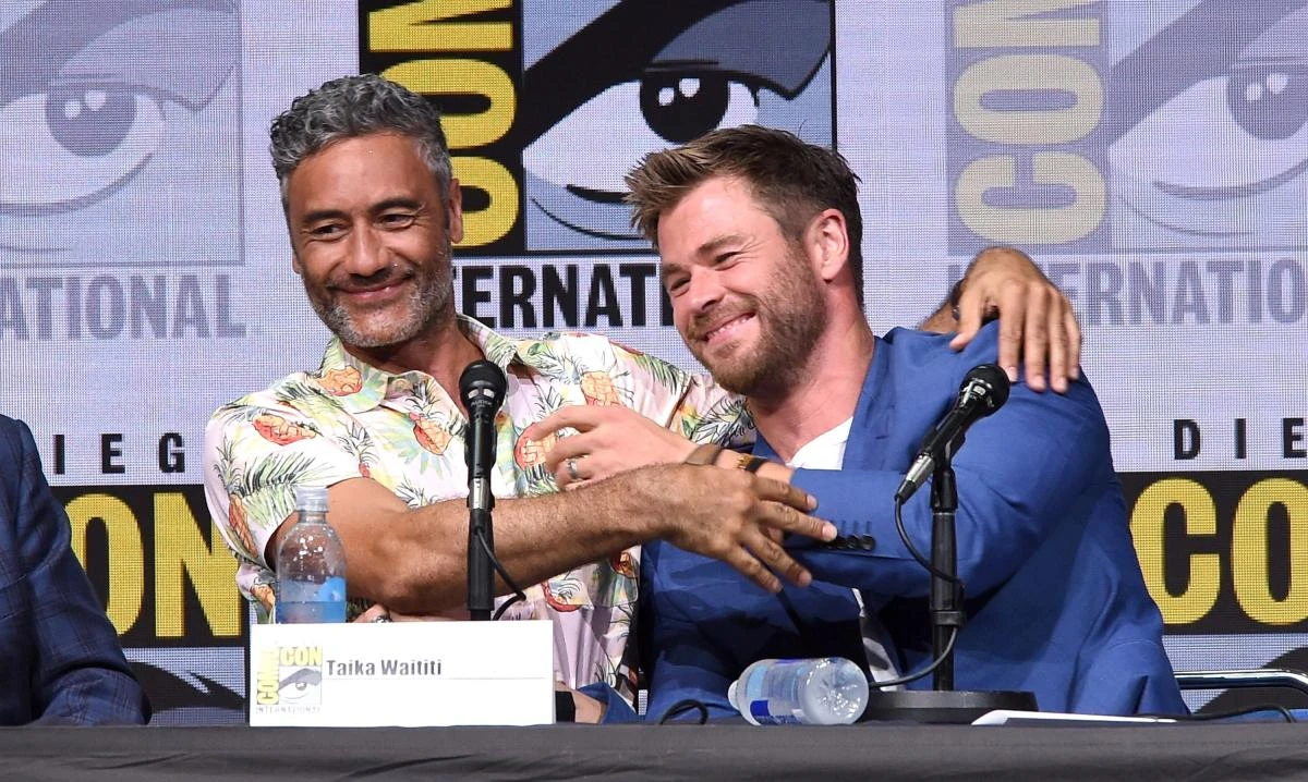 This file photo shows Taika Waititi, left, and Chris Hemsworth from “Thor: Ragnarok” attending the Marvel Studios Presentation during Comic-Con International 2017 at San Diego Convention Center in San Diego, California on July 22, 2017. (File photo by AFP)
