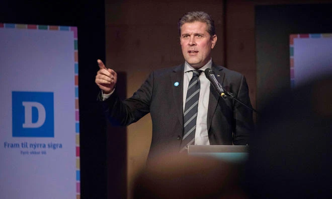 Iceland's Prime Minister and leader of the ruling conservative Independance Party, Bjarni Benediktsson, gives a speech during a campaign meeting on October 24, 2017, ahead of the second snap election in the country. (AFP)