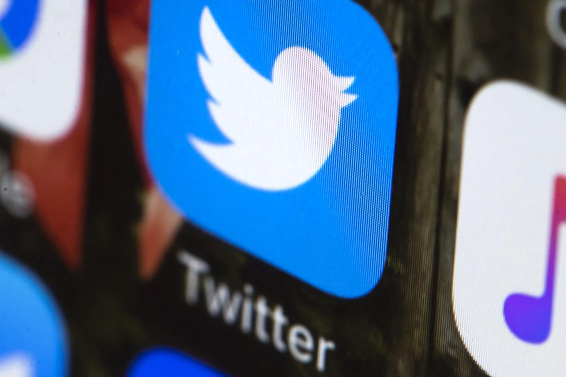 Kremlin hits at Twitter’s “prejudiced” move against two Russian media outlets