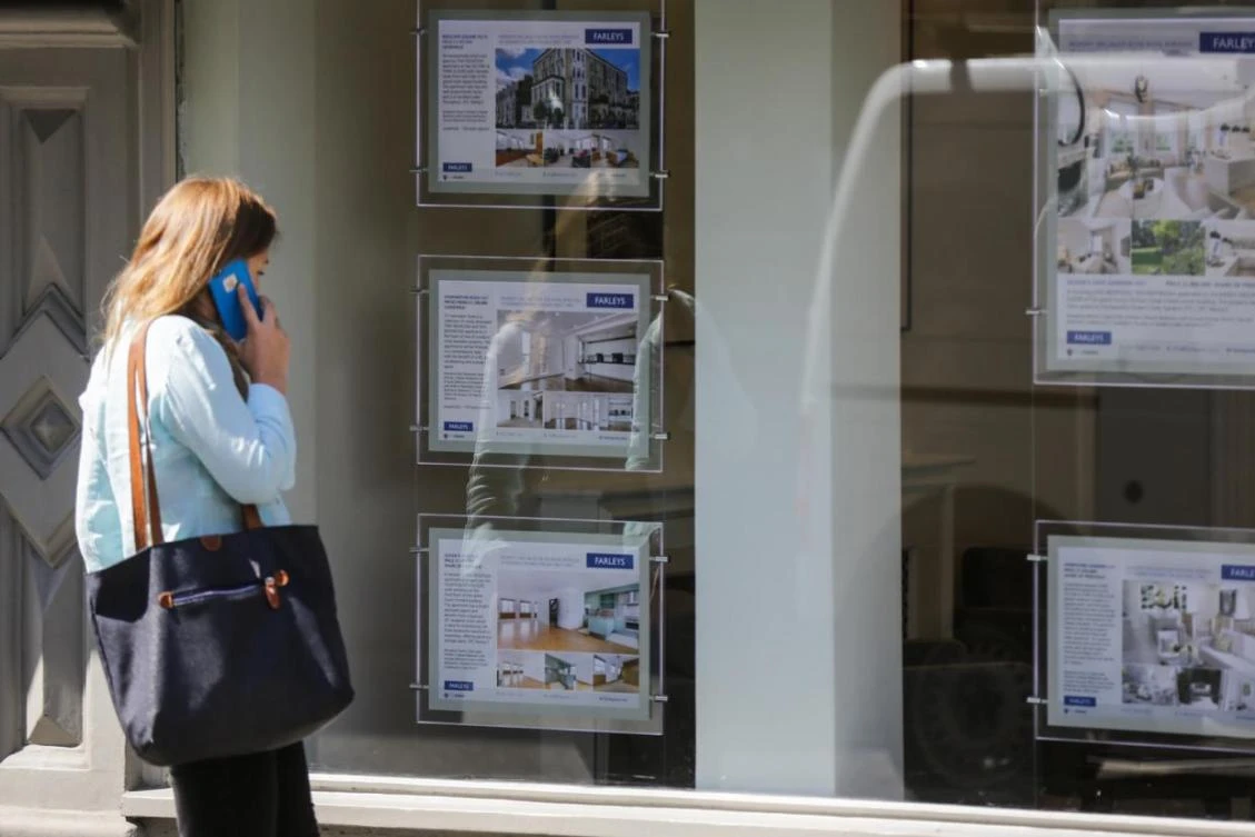 London house prices may be more than double the national average, but are now growing more slowly than in any other region in the country — the first time in 10 years that this has happened. (AFP)