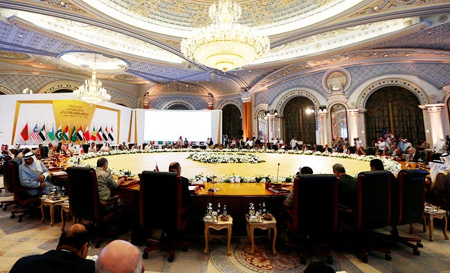 Foreign Ministers and Chiefs of Staff of member states of Coalition to Support Legitimacy in Yemen attend a meeting in Riyadh, Saudi Arabia, on Sunday. (REUTERS)