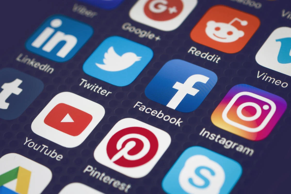 World Economic Forum: Tech firms must do more on extremism