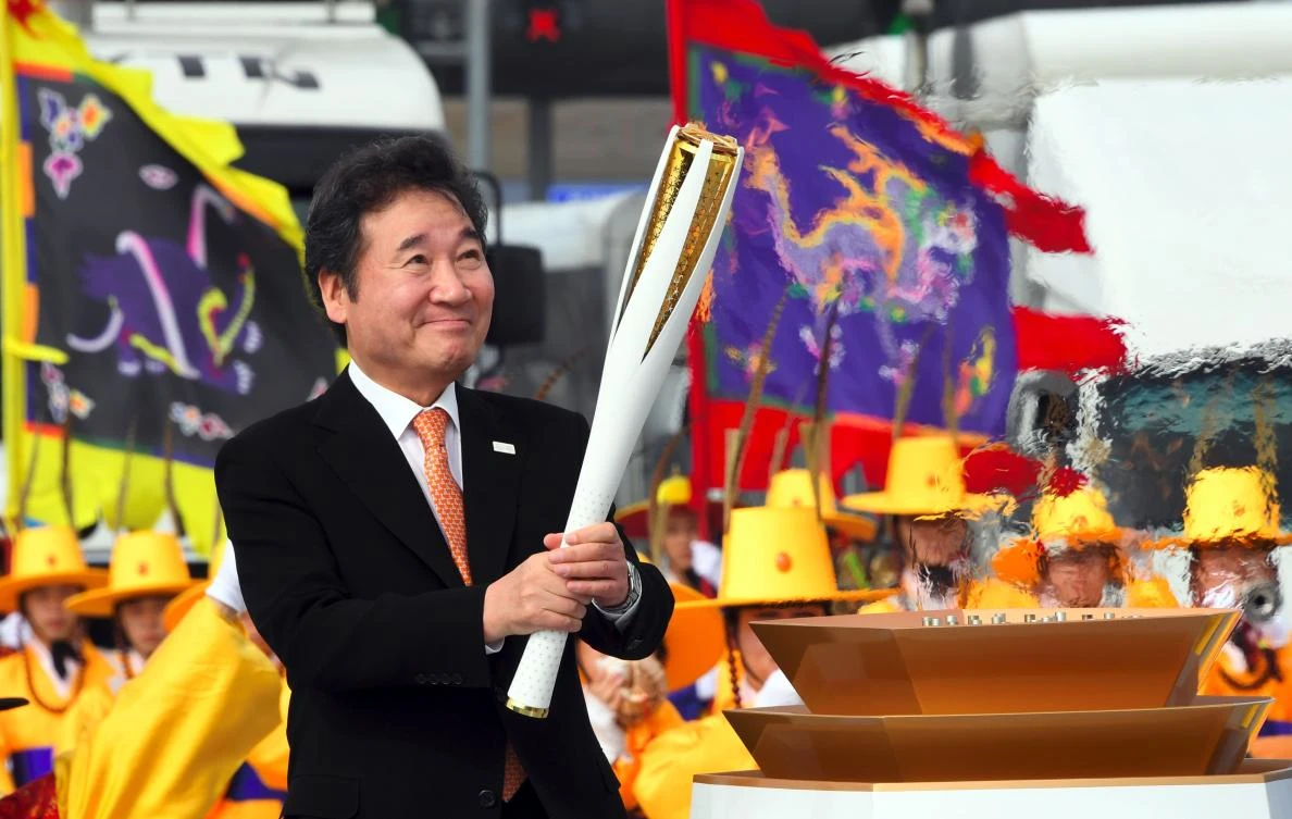 Flame lands in S.Korea for 2018 Winter Games