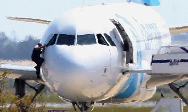 Lawyer: EU blocks EgyptAir hijacker’s extradition