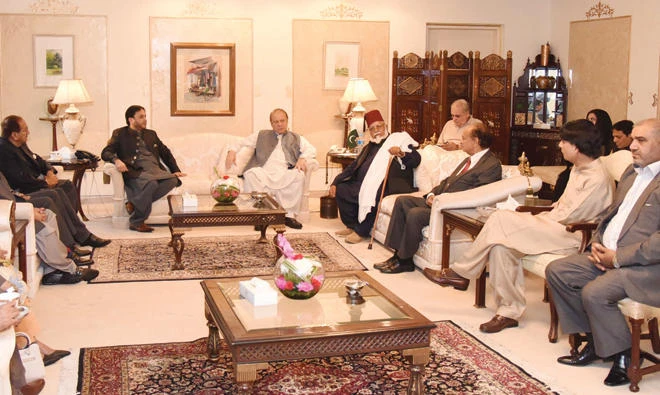 Pakistan’s deposed Prime Minister Nawaz Sharif during a meeting with aides and senior members of his party in Government Guest House in Islamabad on Thursday. (Photo/PML-N media wing)