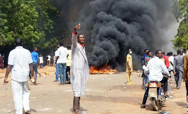 Niger Delta Avengers end cease-fire in oil region, says report
