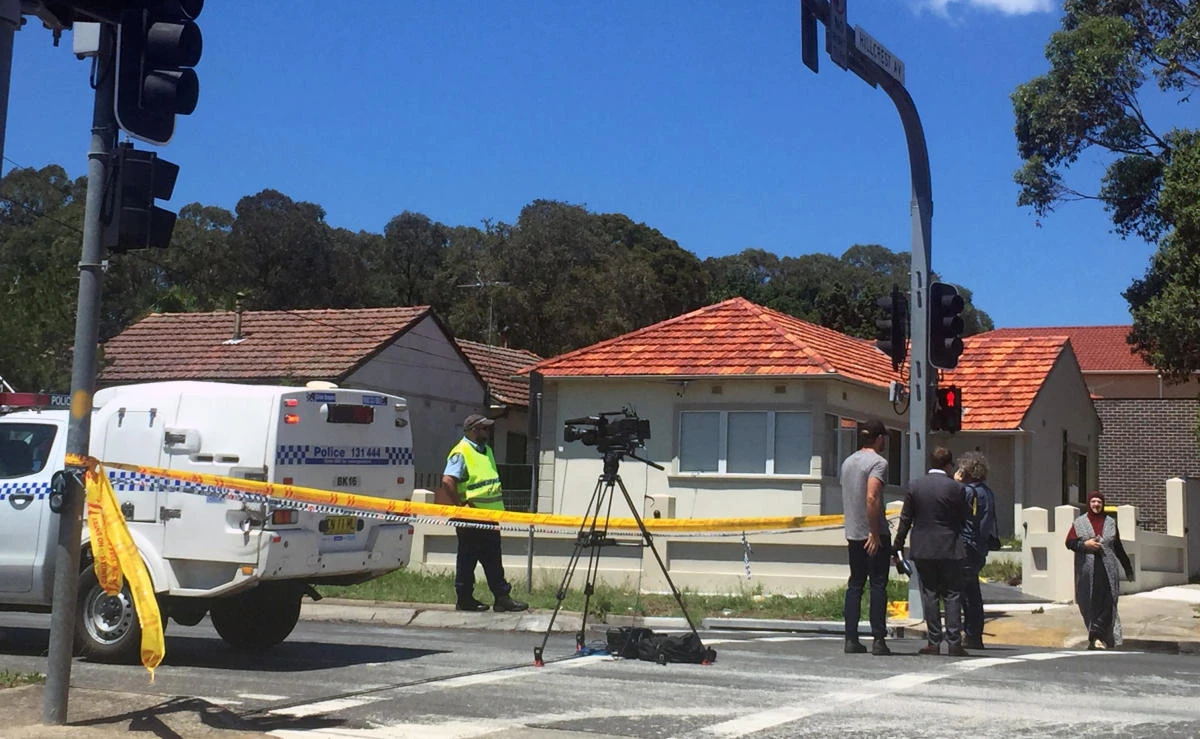 Police block the main road leading to the Banksia Public School following a car crash incident inside the school premises in Sydney on November 7, 2017. (AFP)
