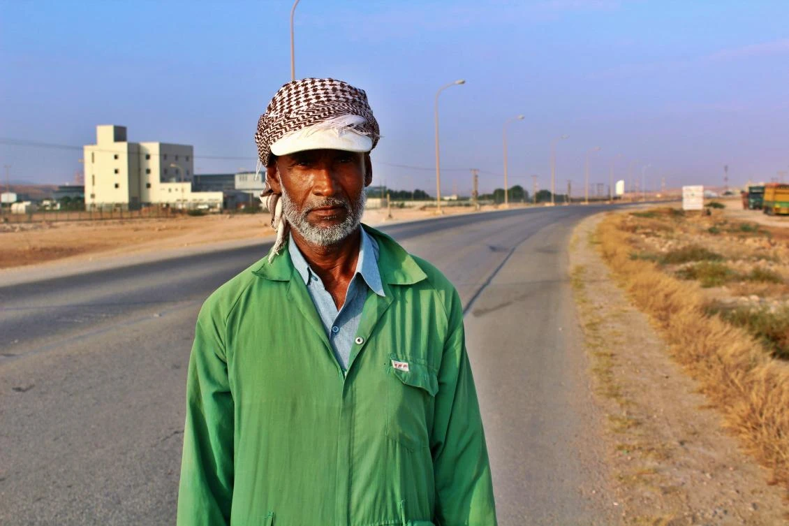 A street sweeper in Oman. (Shutterstock)