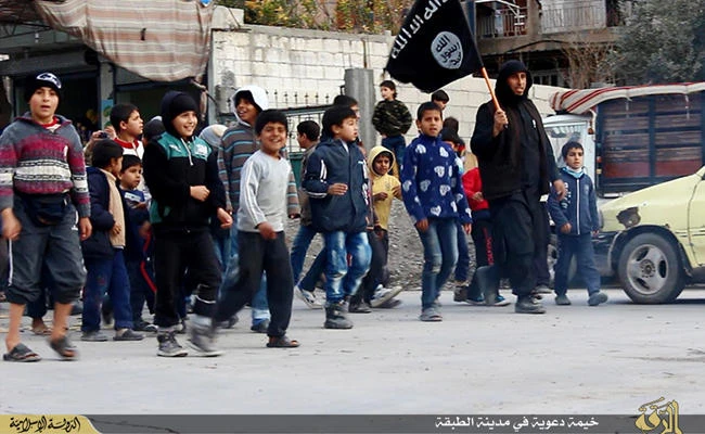 9-year-old British boy ‘pledged support for Daesh after watching terror videos’